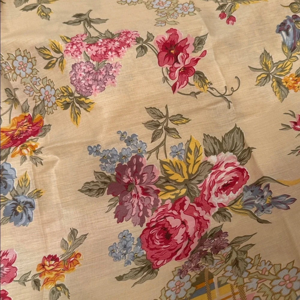 Full size Floral Futon Cover/ Vintage